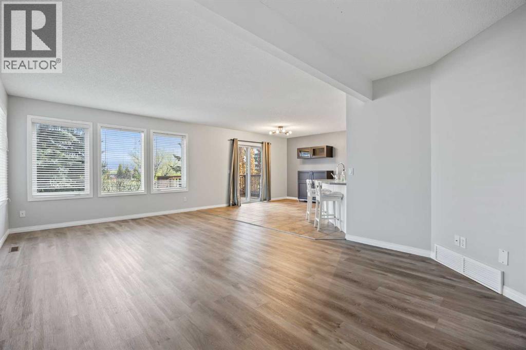 230 Cougarstone Circle SW