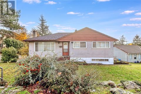 881 McKenzie Ave Saanich BC V8X3G4