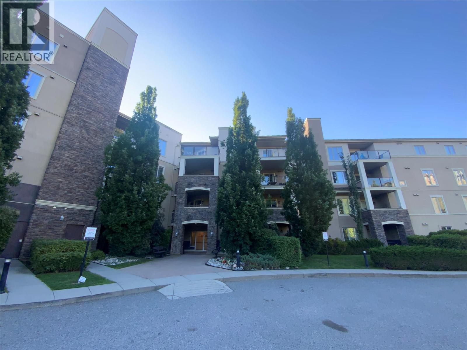 1873 Country Club Road Unit# 2222