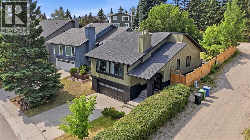 111 Coachwood Crescent SW