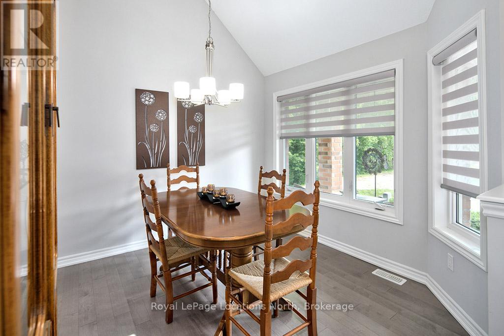 216 MACINTOSH LANE