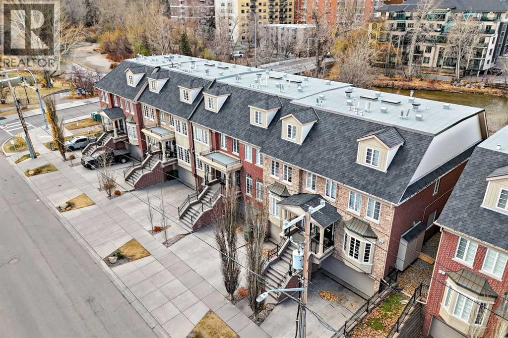 2431 Erlton Street SW