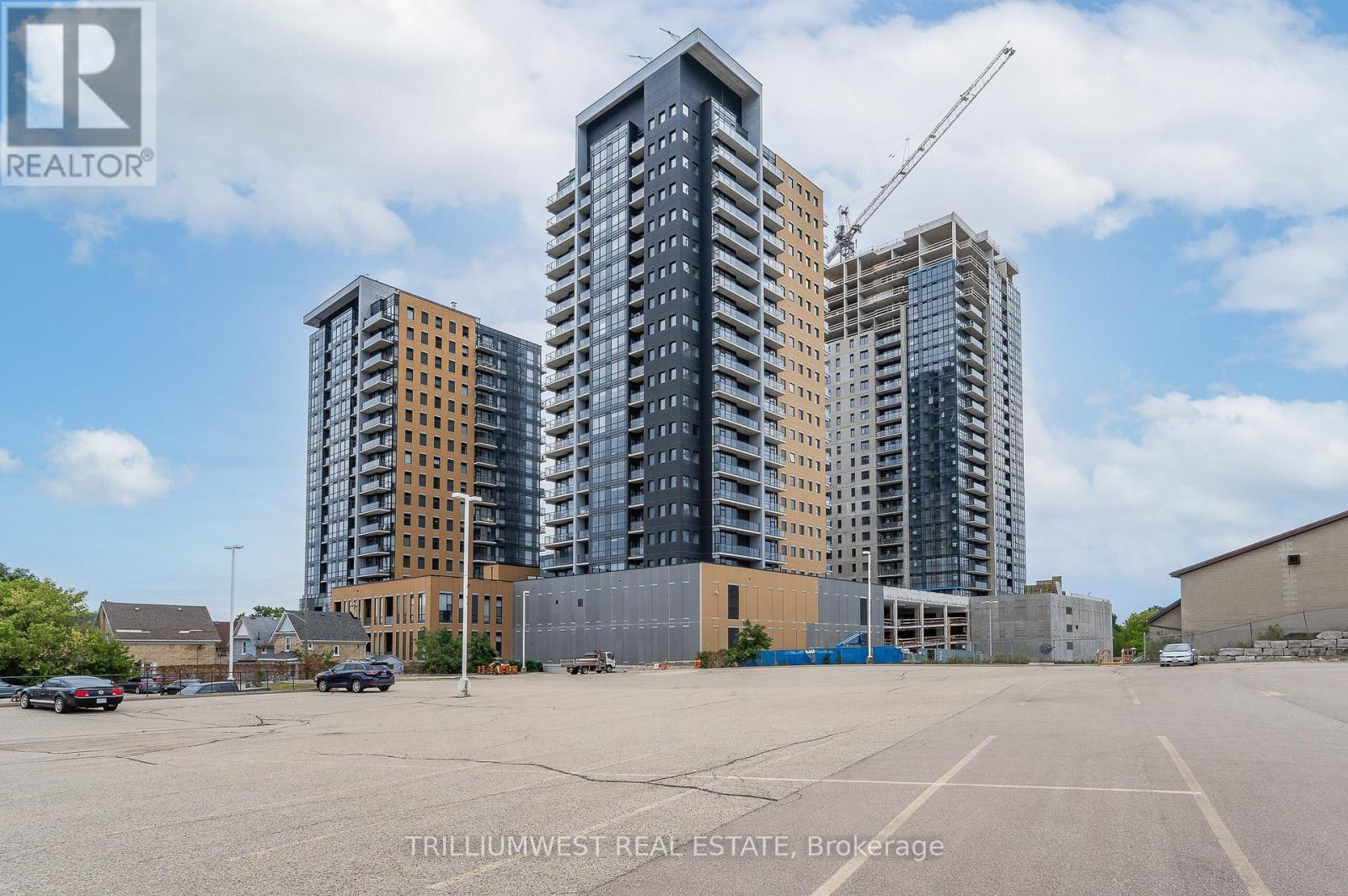 1509 - 104 GARMENT STREET