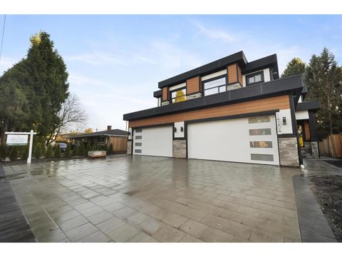 14206 NORTH BLUFF ROAD White Rock BC V4B3C4