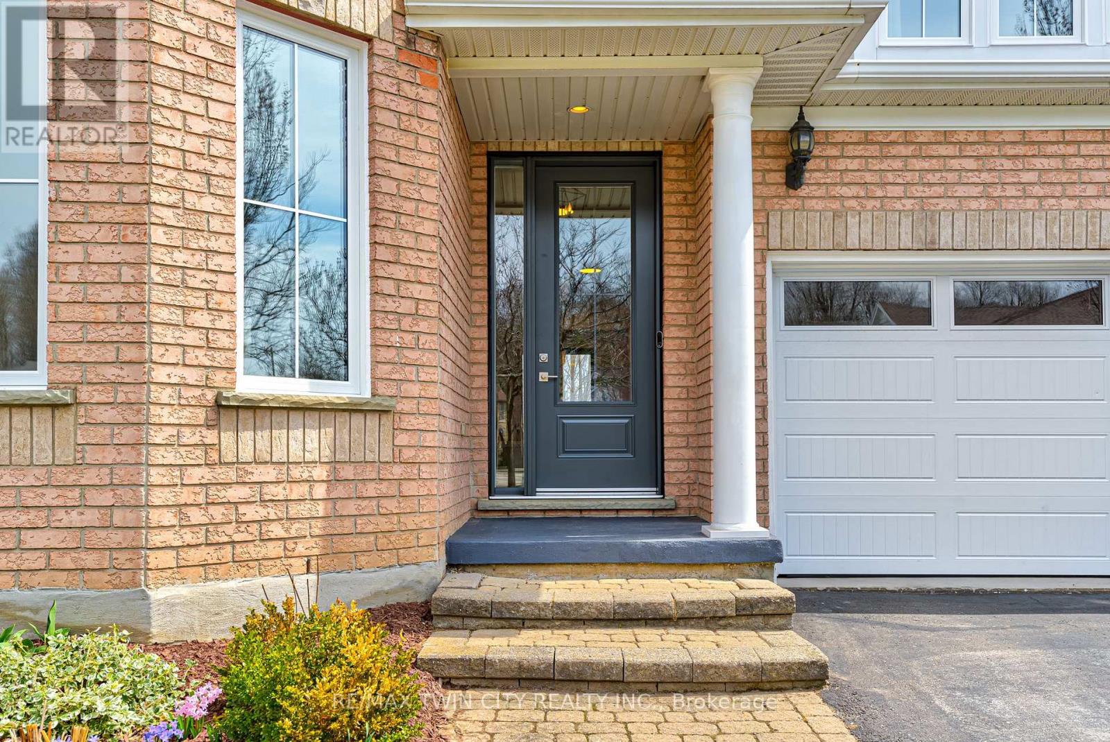 566 WINTERBURG WALK