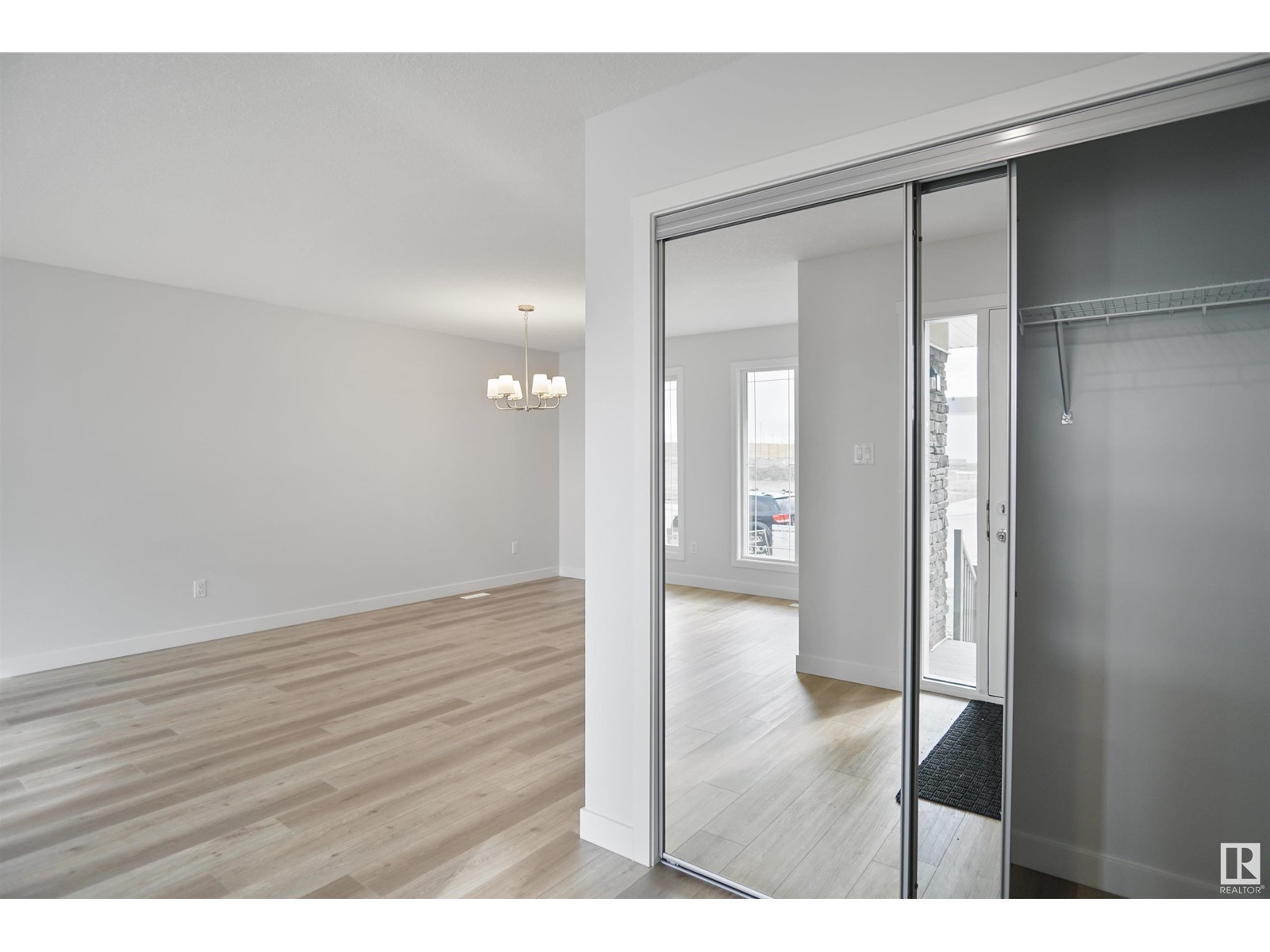 639 173 AV NE