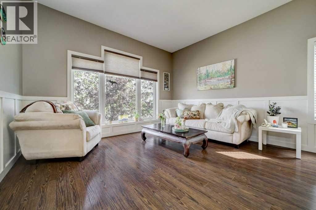 82 Keystone Terrace W