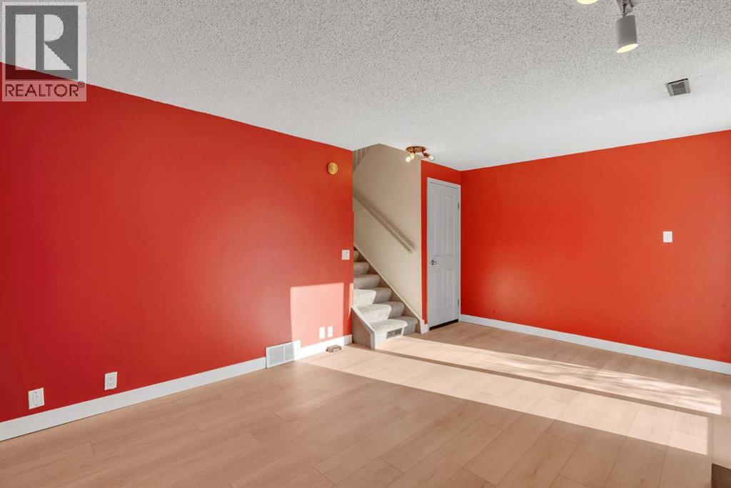 92, 1190 Ranchview Road NW