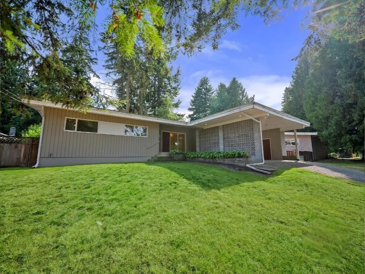 34206 WOODBINE CRESCENT