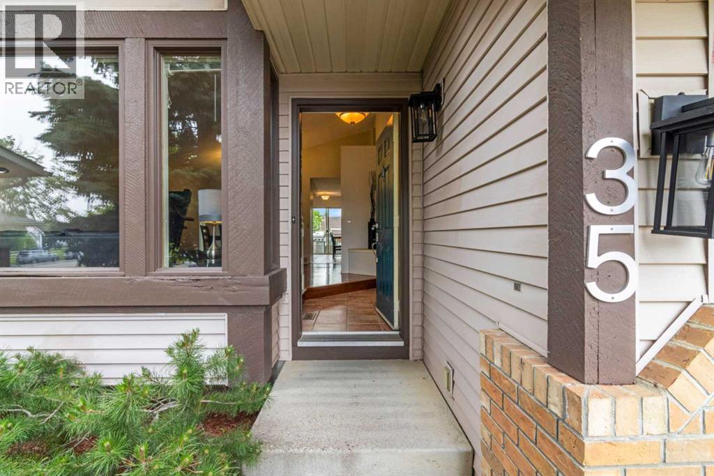 35 Millside Place SW