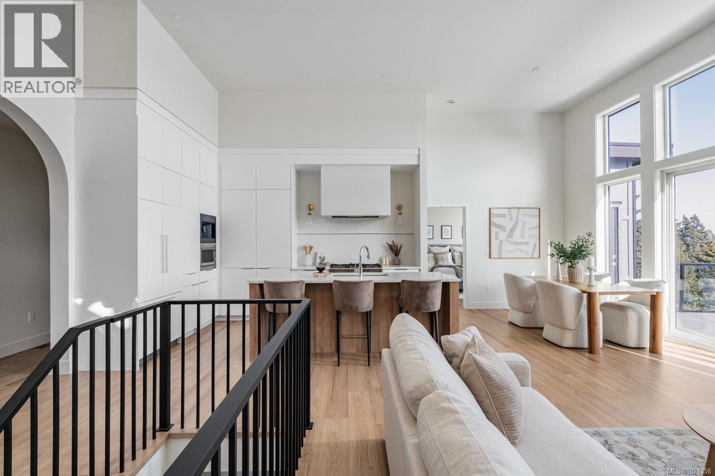 107 2332 Copper Rock Crt