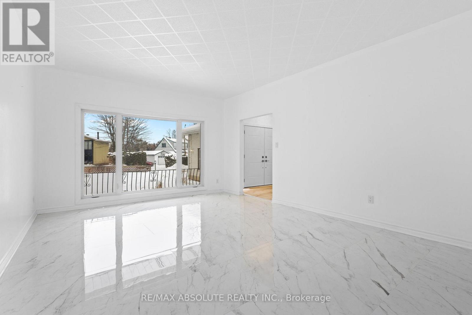 1444 NORMANDY CRESCENT