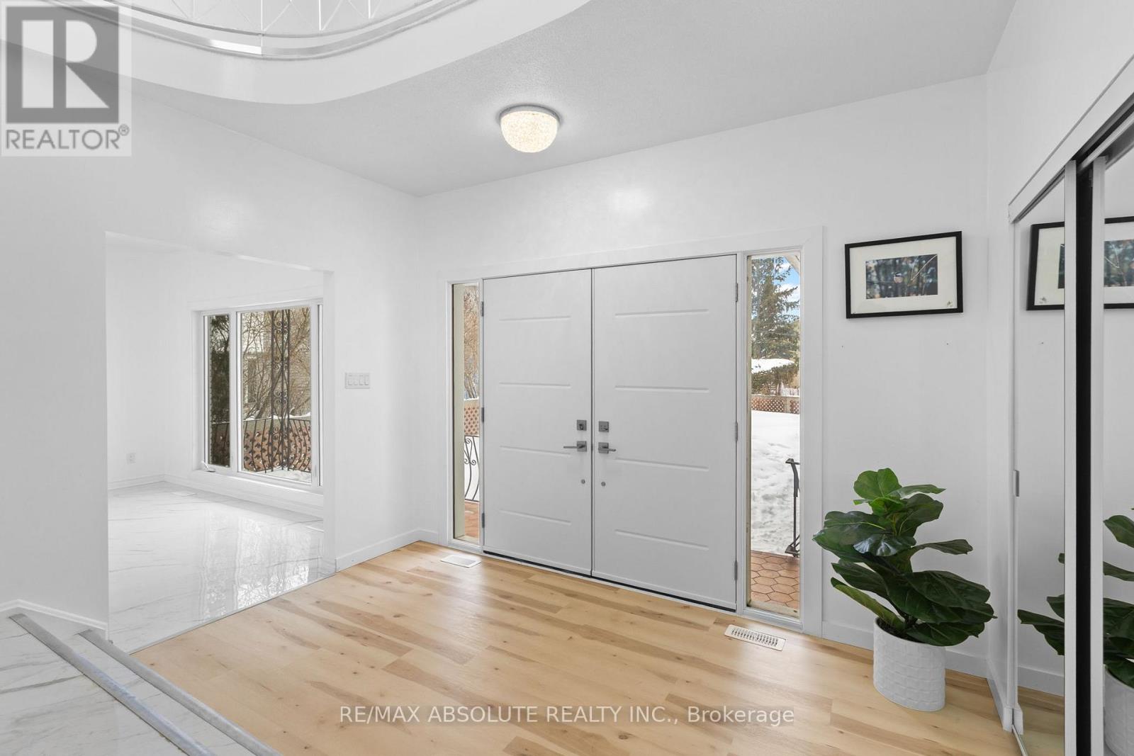 1444 NORMANDY CRESCENT