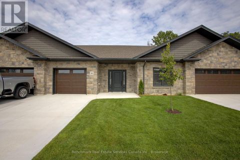 54 - 1182 QUEEN STREET Kincardine ON N2Z1G4