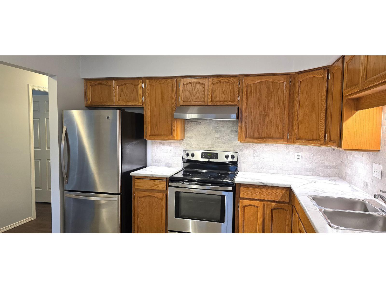 101 33090 GEORGE FERGUSON WAY