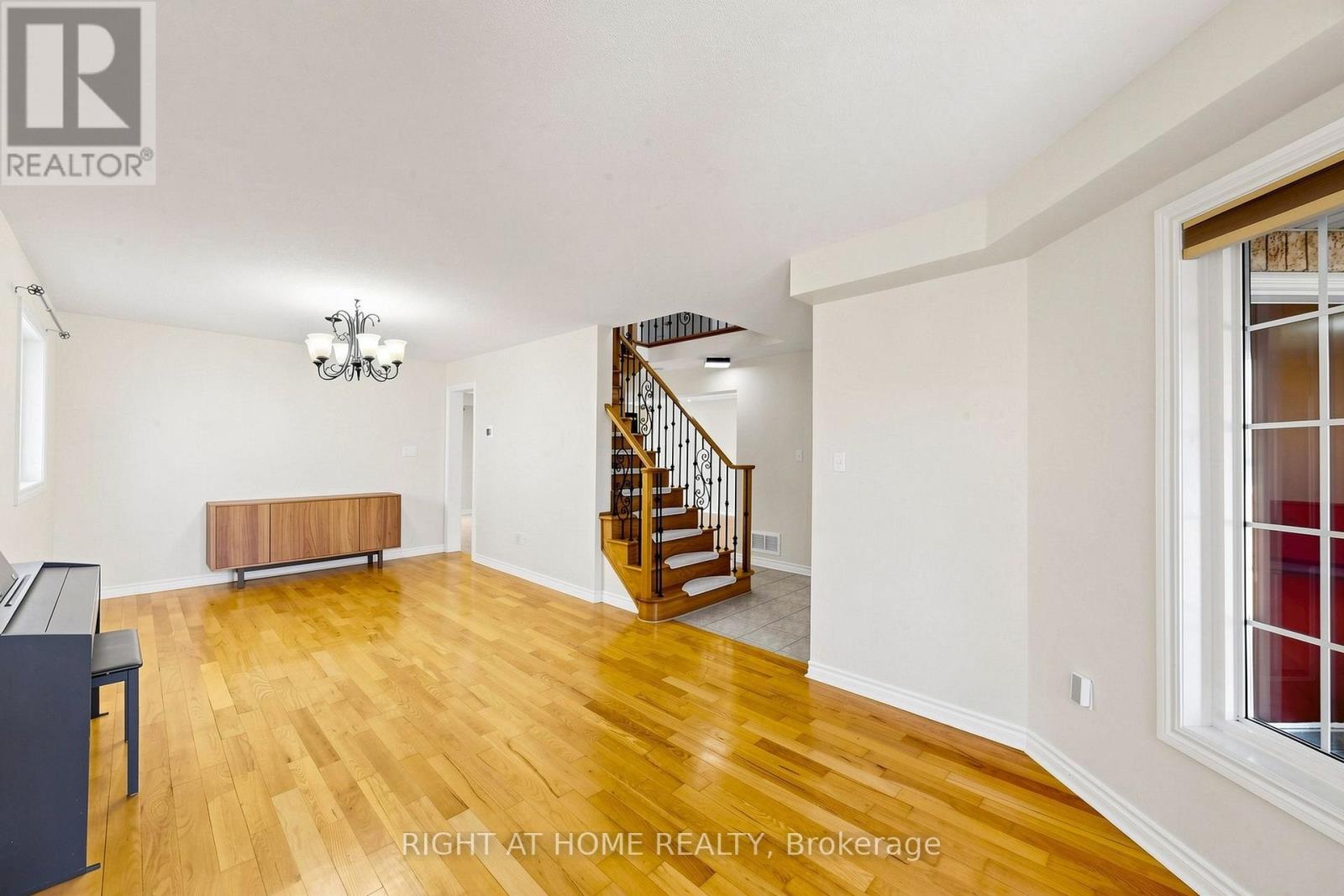 127 HUMBERLAND DRIVE