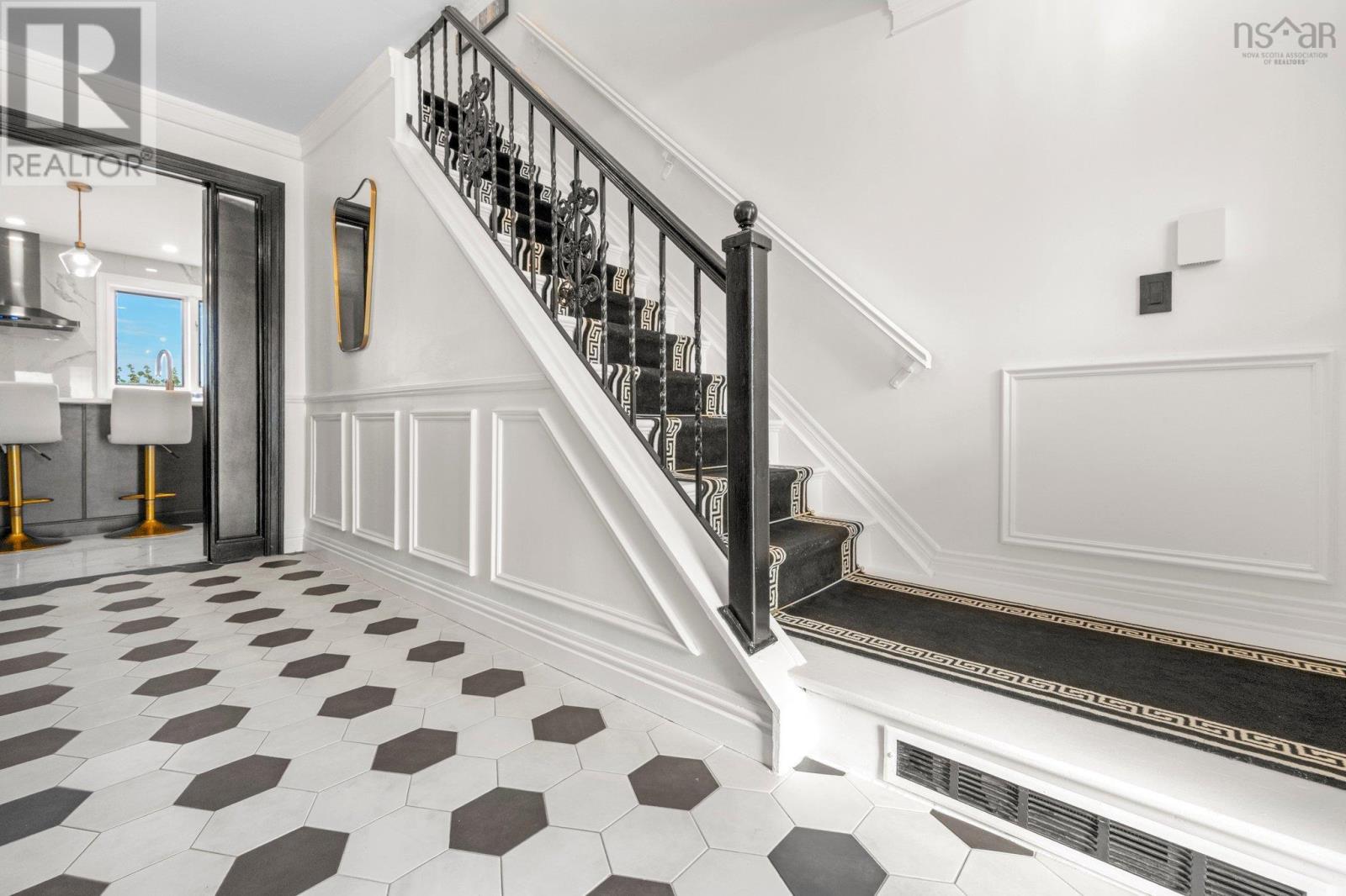 27 Chartwell Lane
