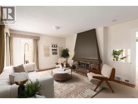 4138 W 13TH AVENUE Vancouver BC V6R2T6