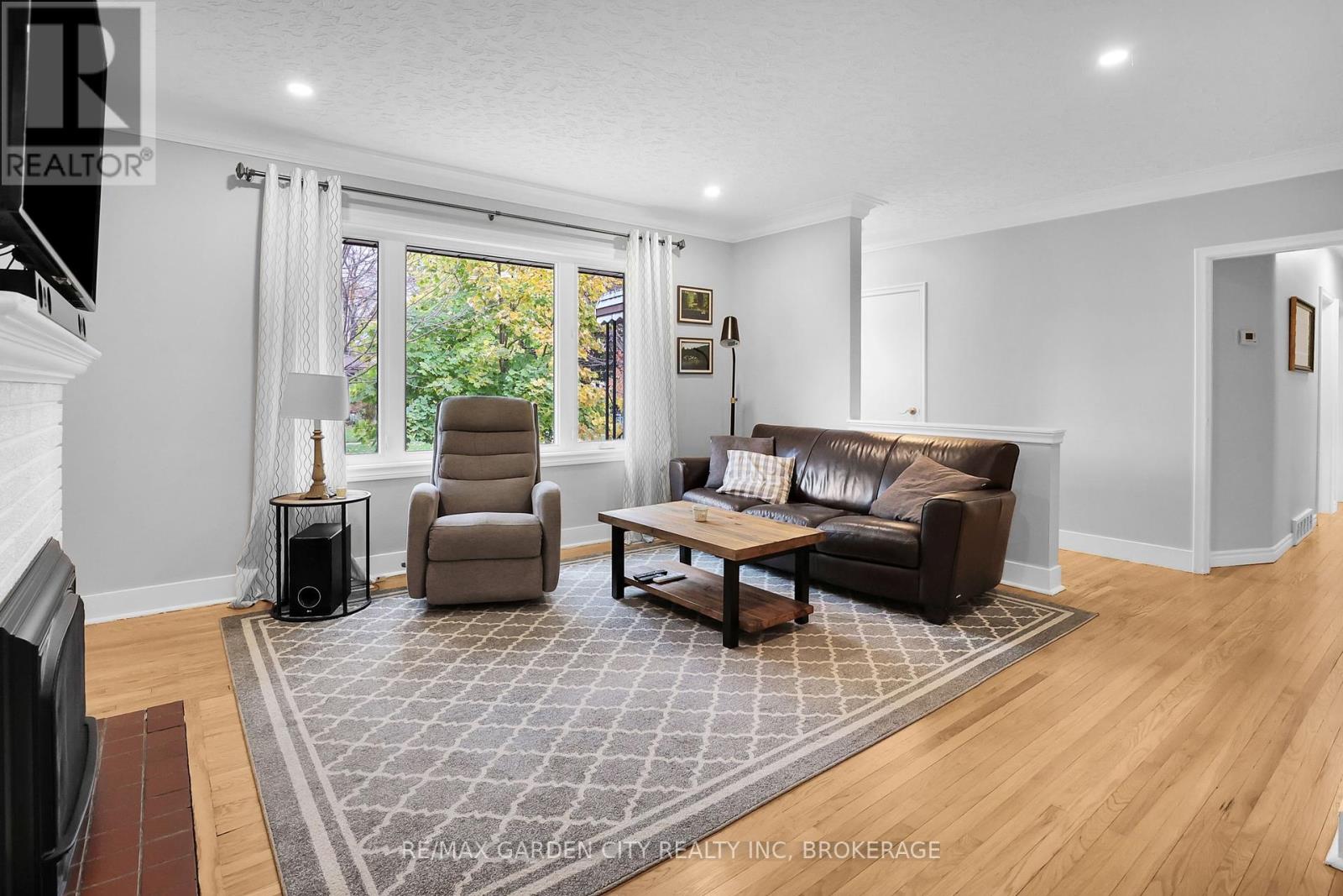 26 MILLWARD AVENUE