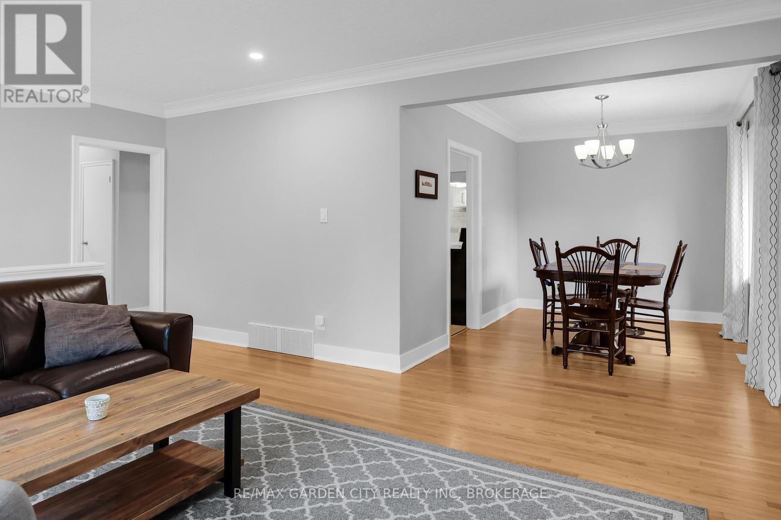 26 MILLWARD AVENUE