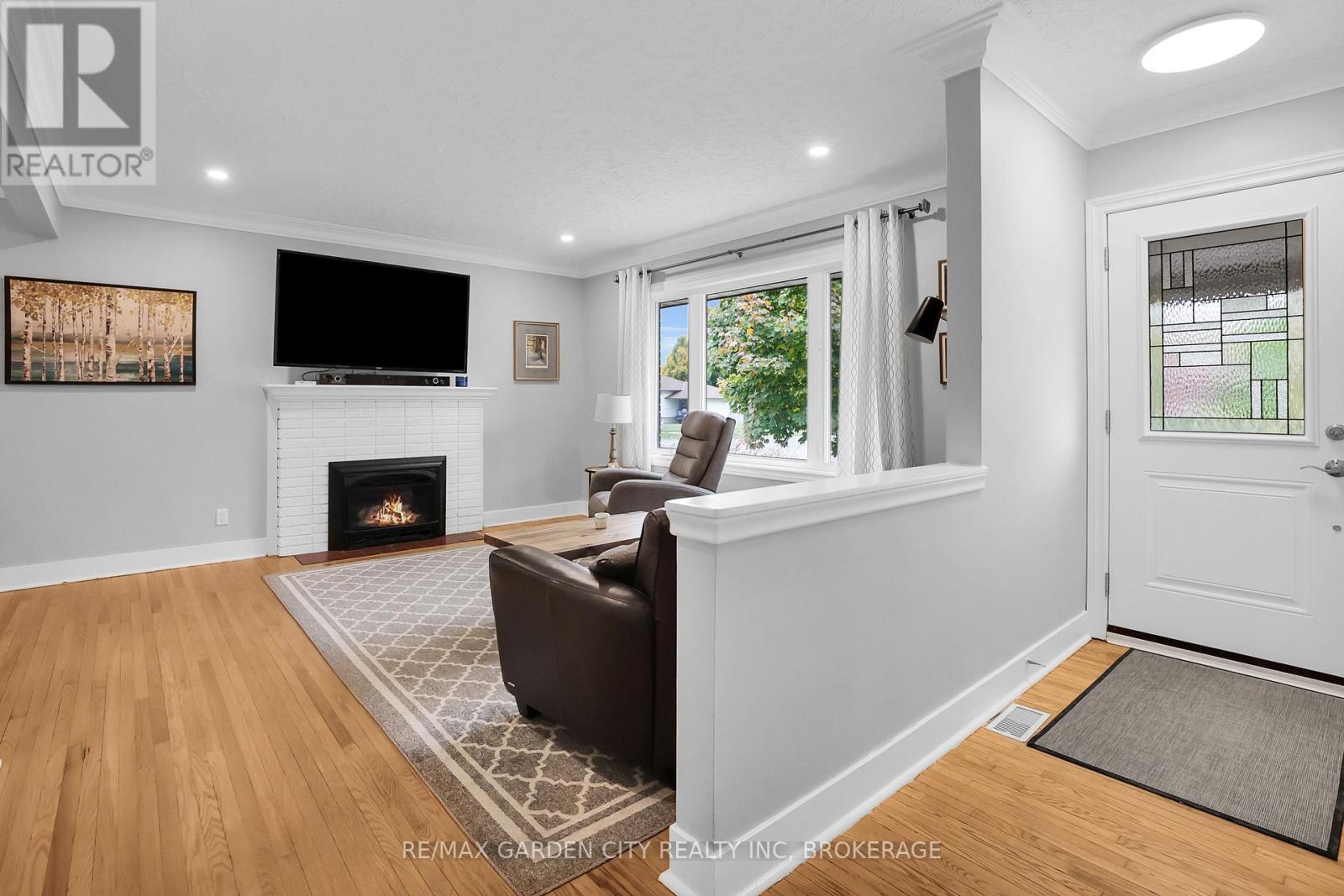 26 MILLWARD AVENUE