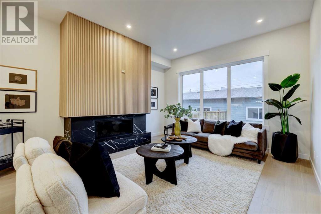 2827 Cochrane Road NW