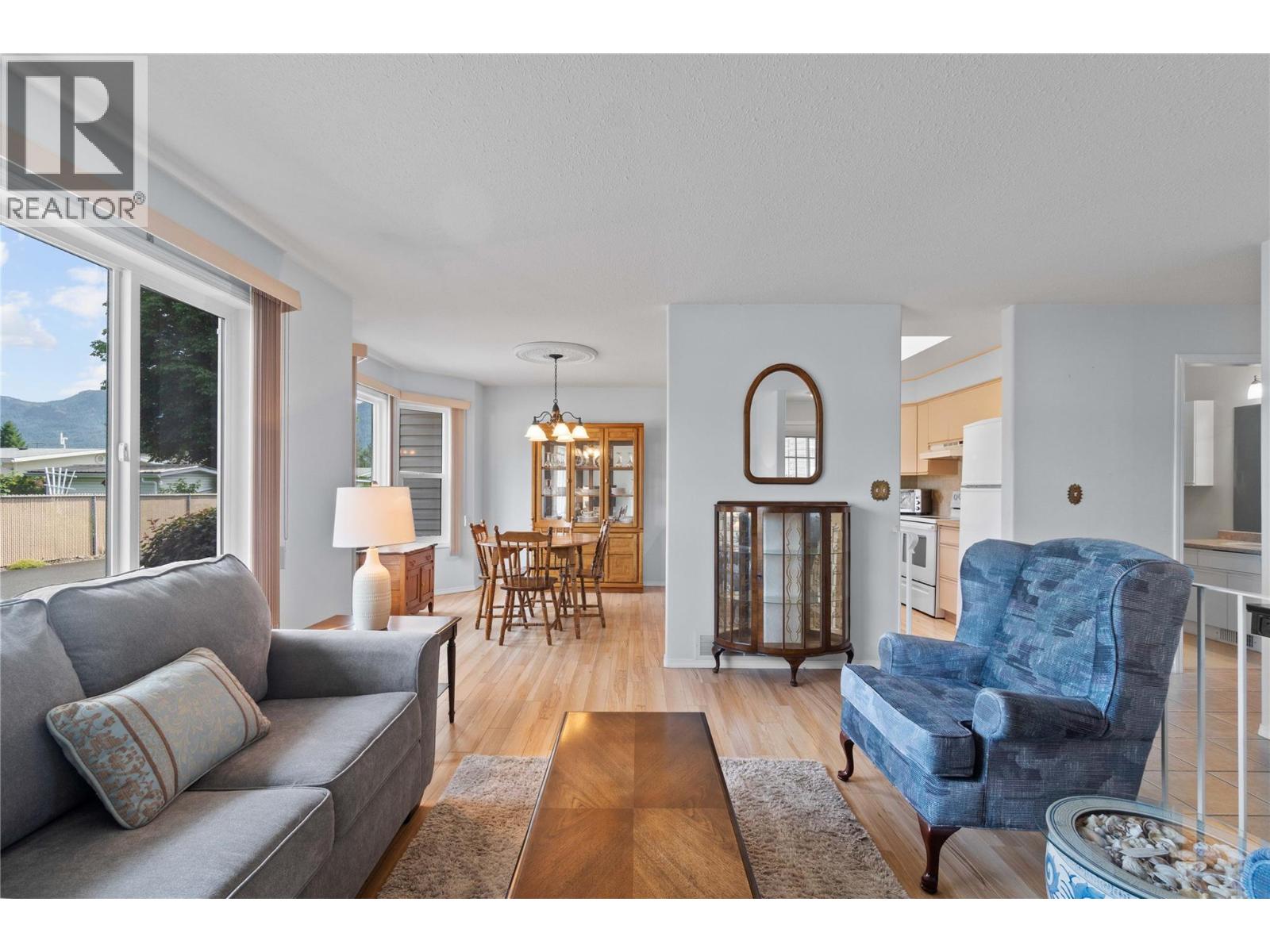 153 Salmon Arm Drive Unit# 11