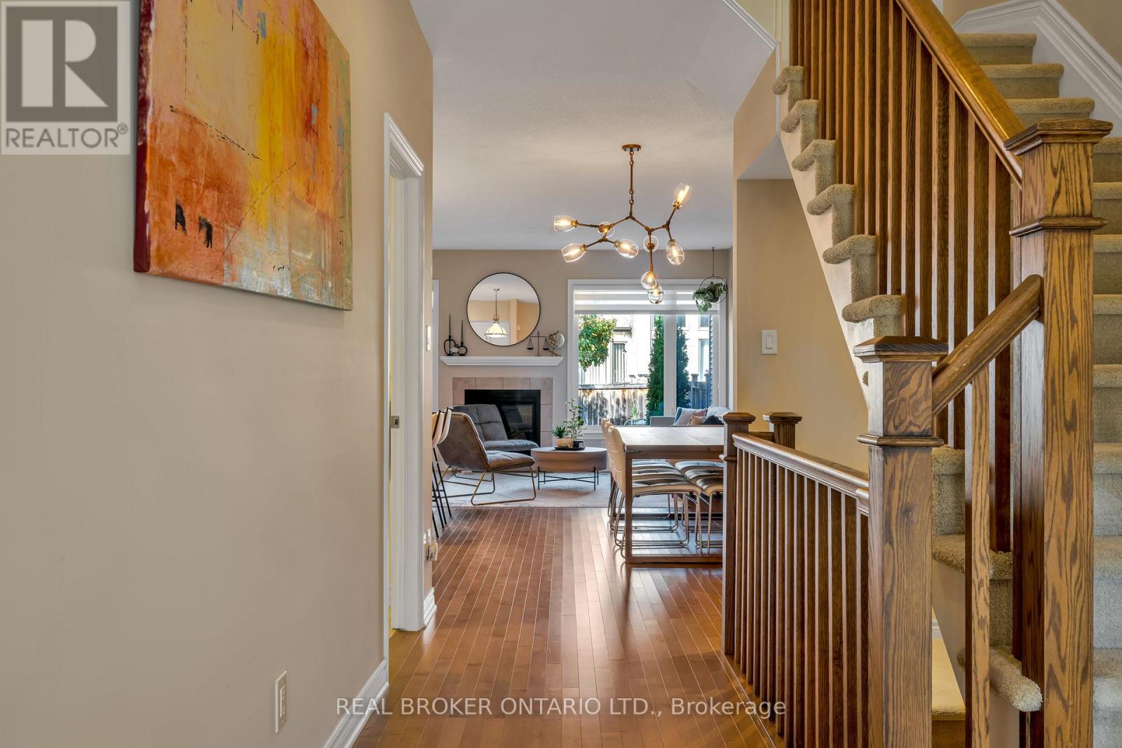 291 SHINLEAF CRESCENT