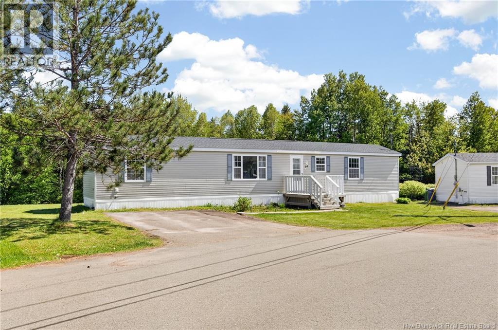 Photo 1 of 27 — 54 Sophie Lane, Dieppe, NB E1A7C7