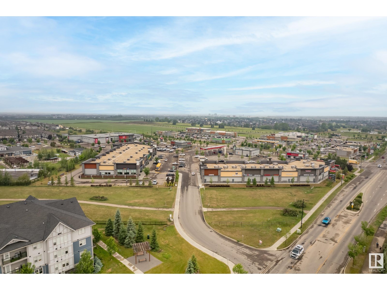 #63 2905 141 ST SW