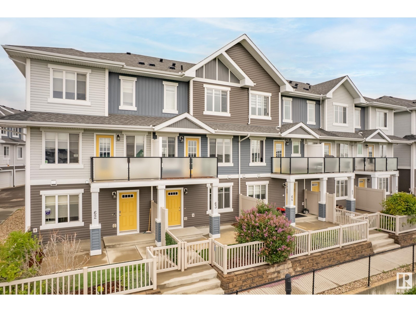 #63 2905 141 ST SW