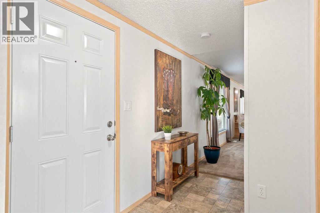 207, 6220 17th Avenue SE