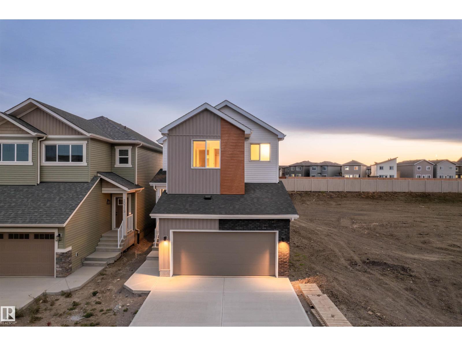 20723 24 AV NW