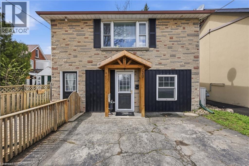 20 PEEL Street S
