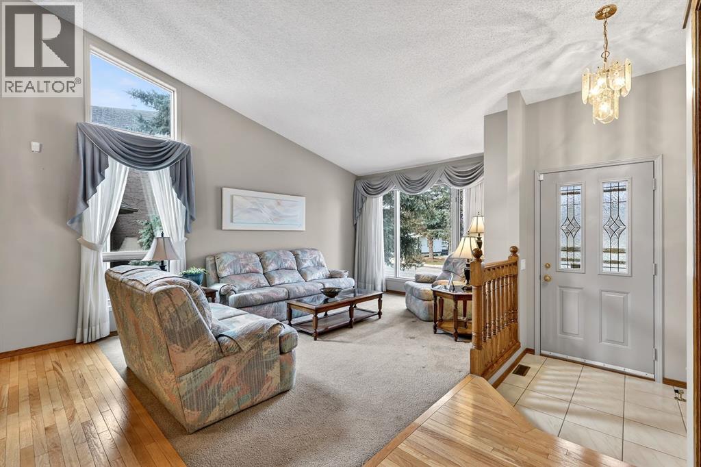 311 Douglasbank Drive SE