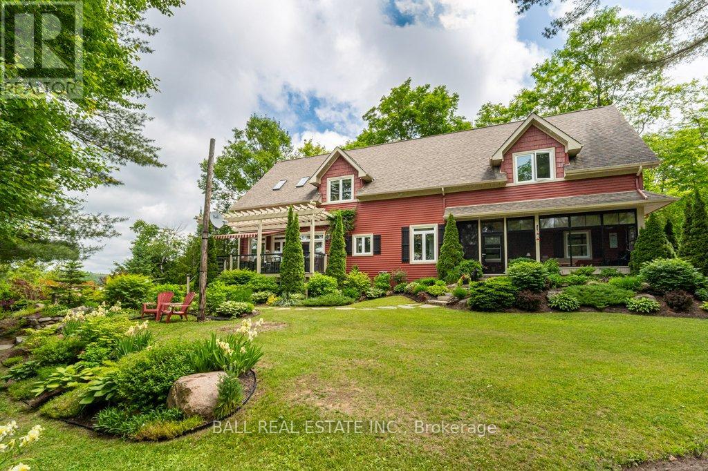 32 SHADOWOOD LANE