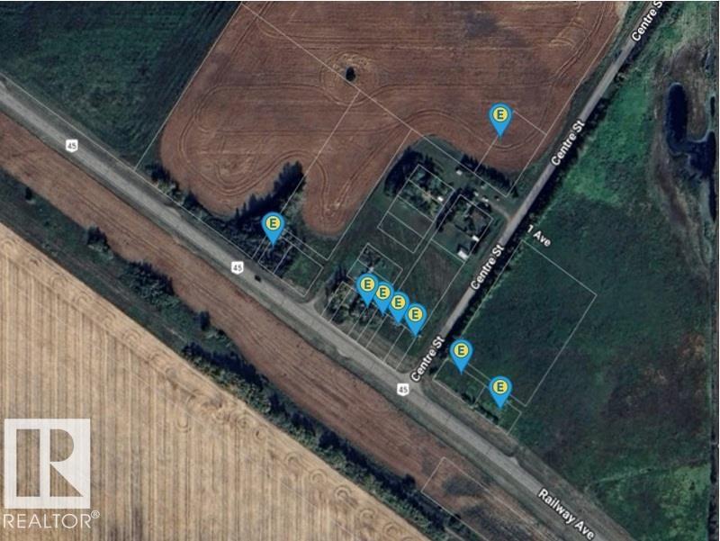 CENTRE STREET & RAILWAY AV