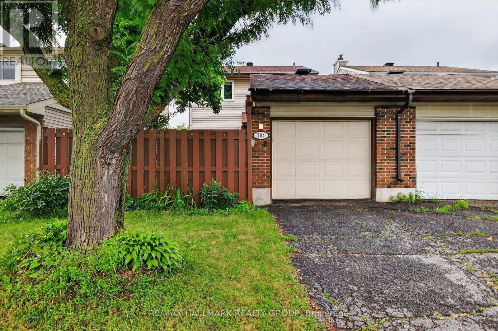 704 MALIBU TERRACE