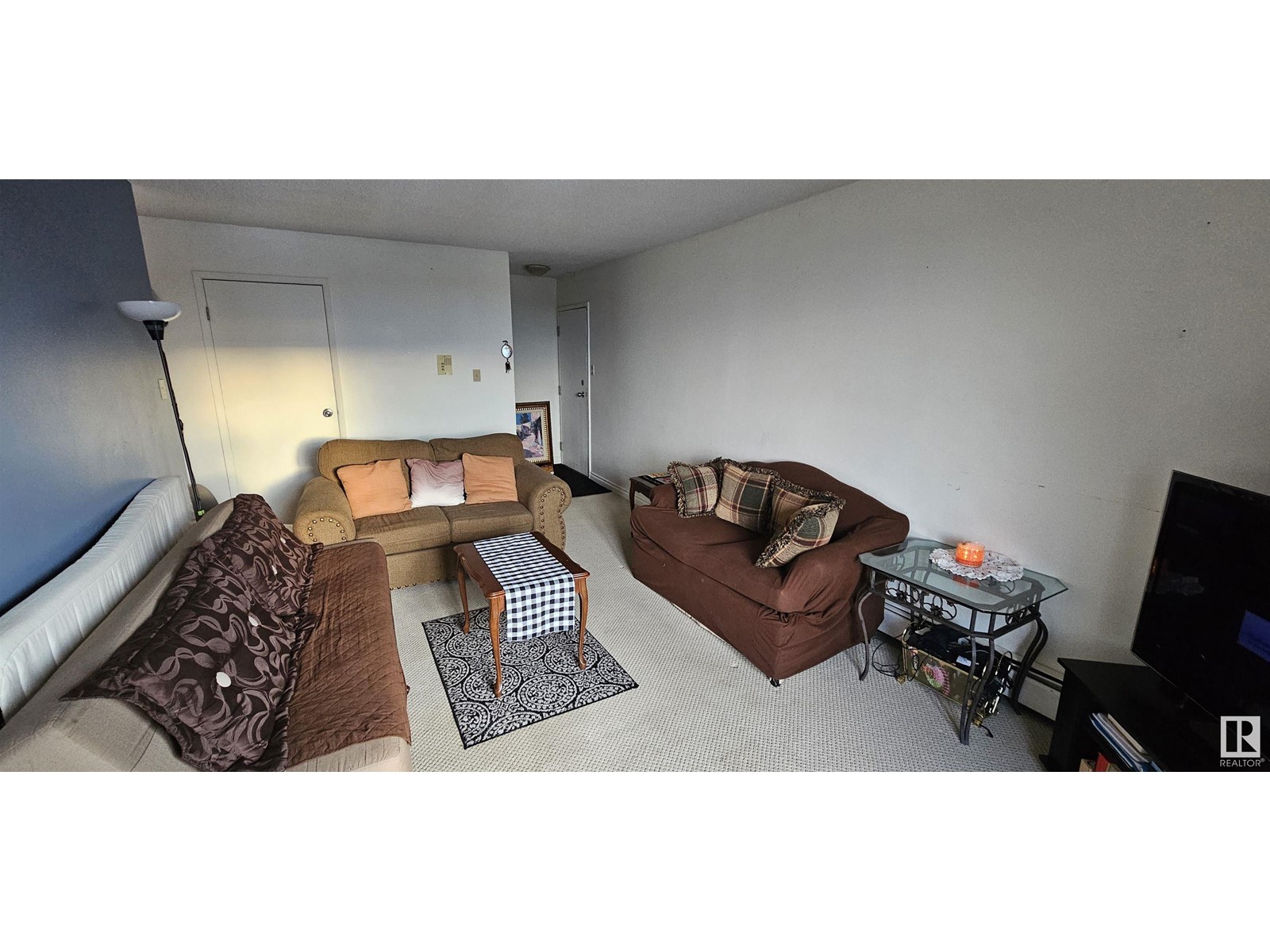#415 3610 43 AV NW