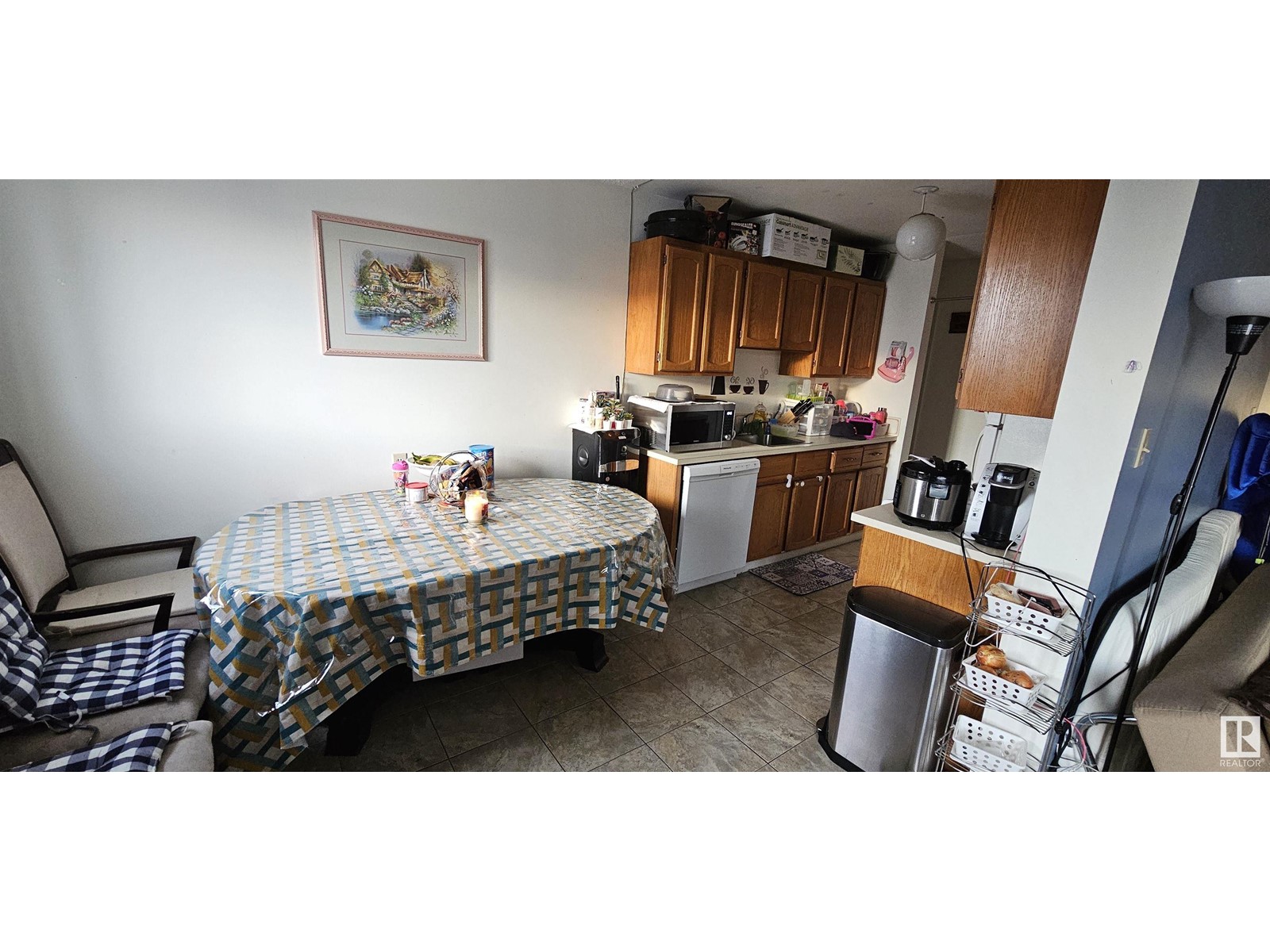 #415 3610 43 AV NW