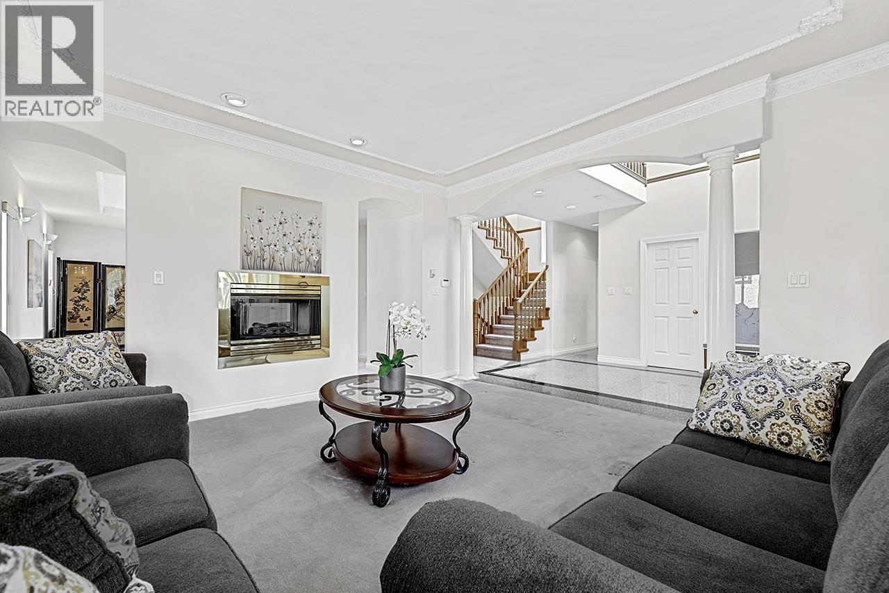 7362 WAVERLEY AVENUE