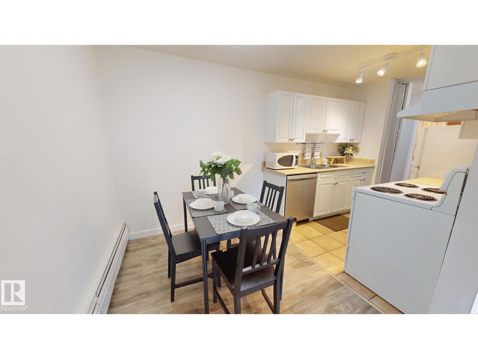 #207 11224 116 ST NW