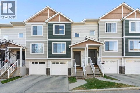 90 Pantego Lane NW Calgary AB T3K0T1