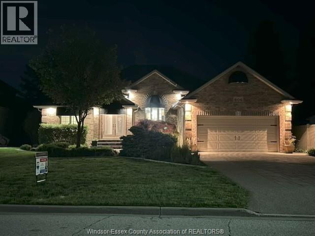 606 GEORGE KENNEDY WAY