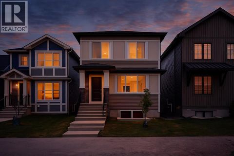 522 Lucas Boulevard NW Calgary AB T3P2C9