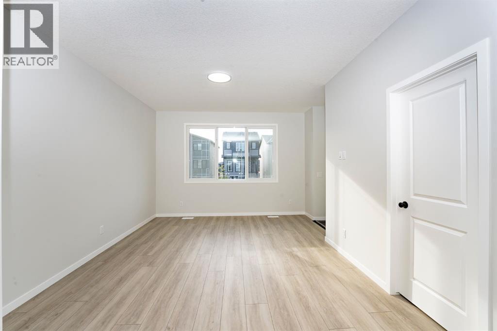 522 Lucas Boulevard NW