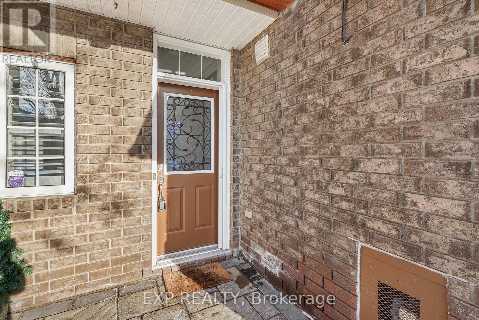 2092 MELETTE CRESCENT