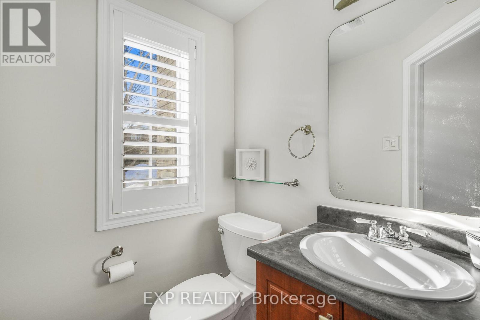 2092 MELETTE CRESCENT