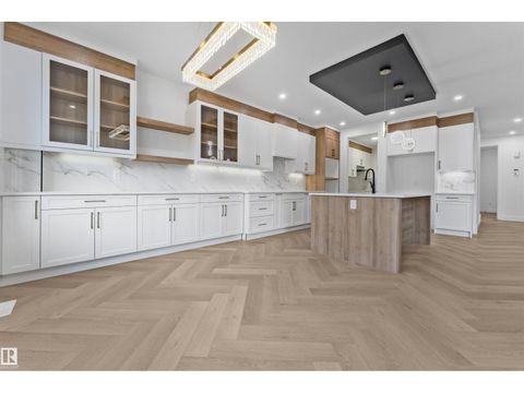 4305 36 ST Beaumont AB T4X3G6