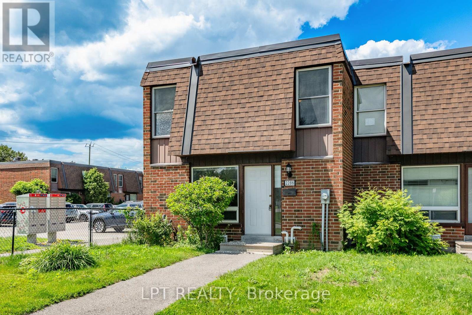 2286 COTTERS CRESCENT